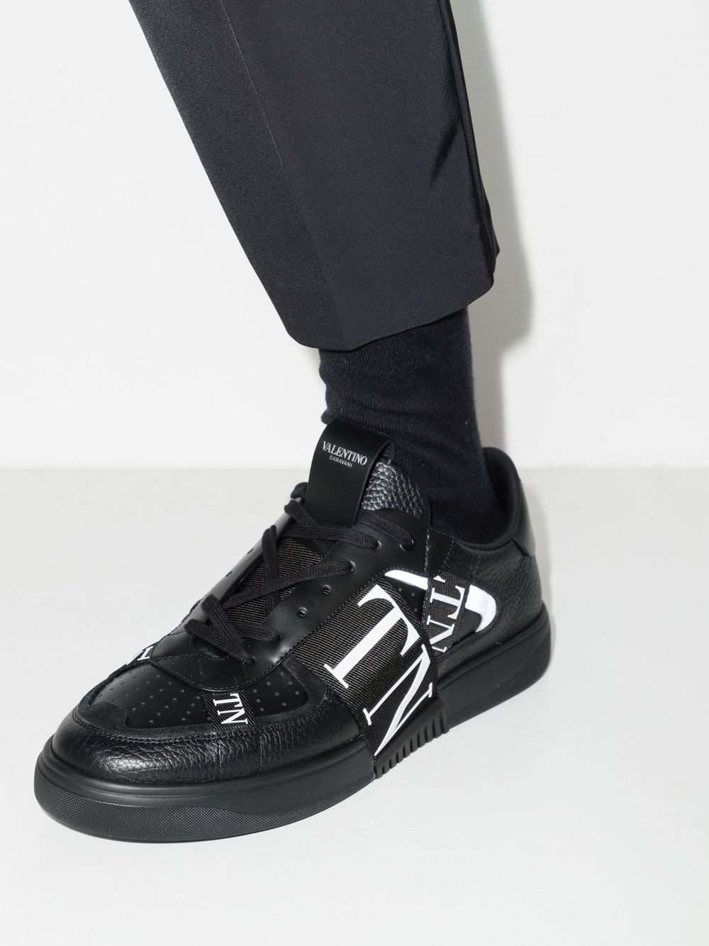 Valentino Garavani Sneakers Black