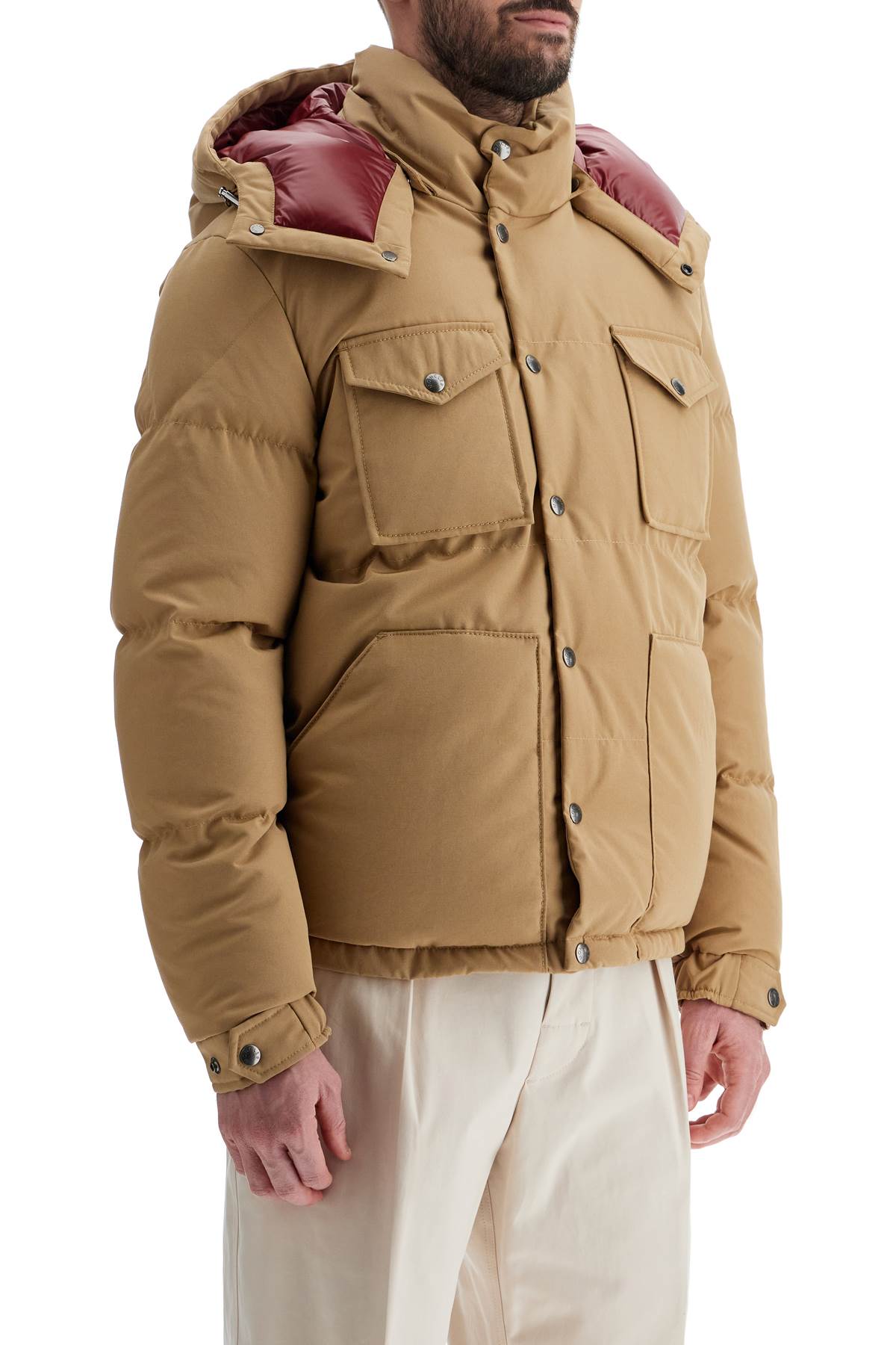 Moncler ari\n\nshort fornas