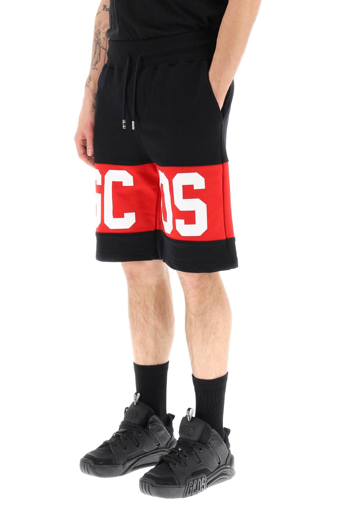 Gcds Sweatshorts With Logo Bands   Black