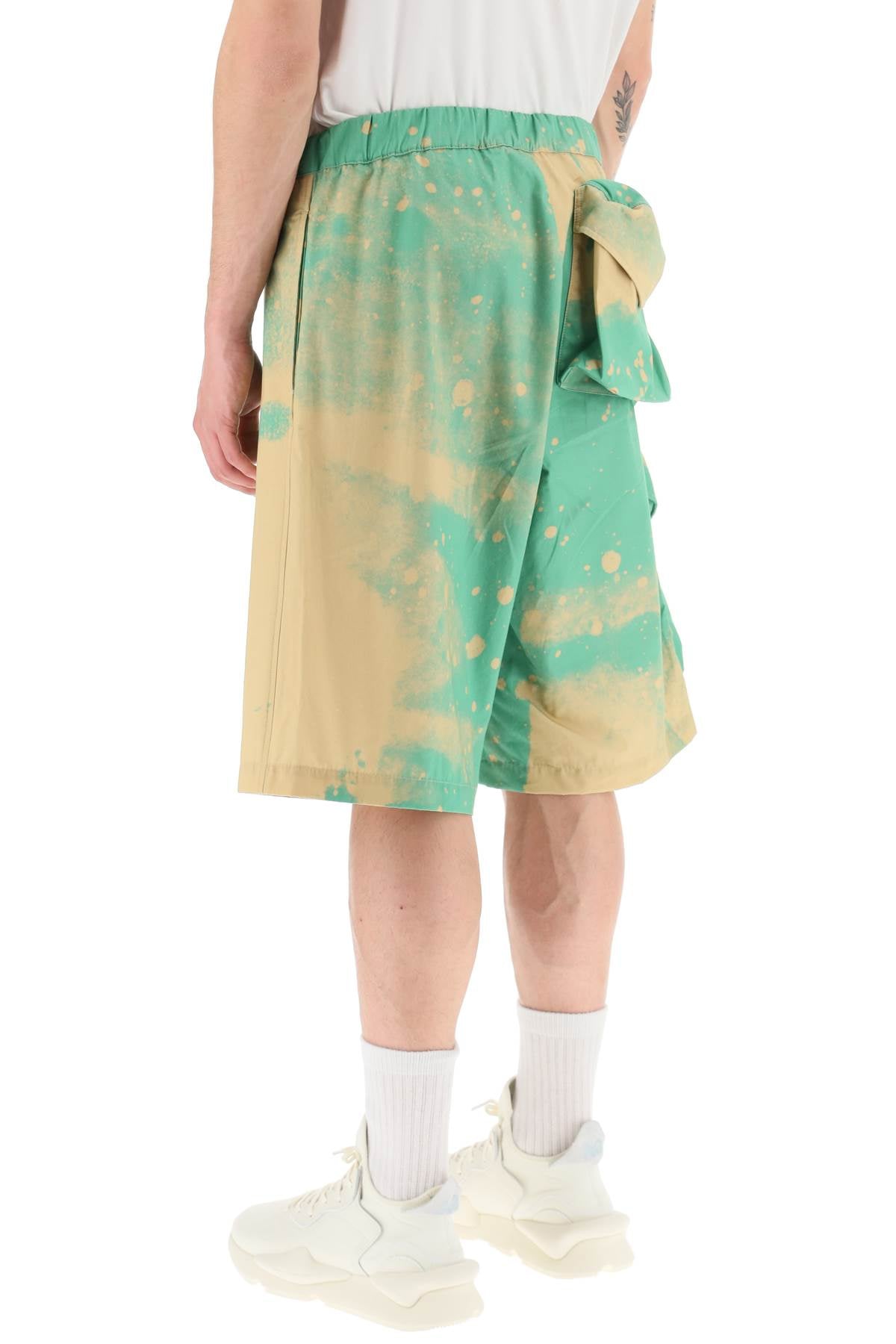 Oamc Smudge Oversized Shorts With Maxi Pockets   Green