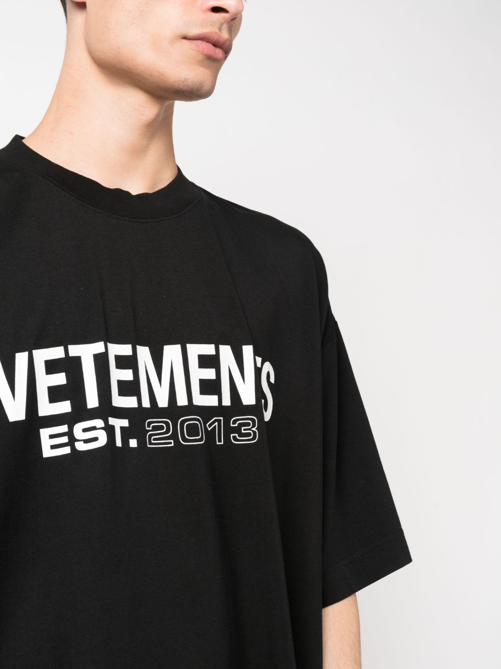 Vetements T-shirts and Polos Black