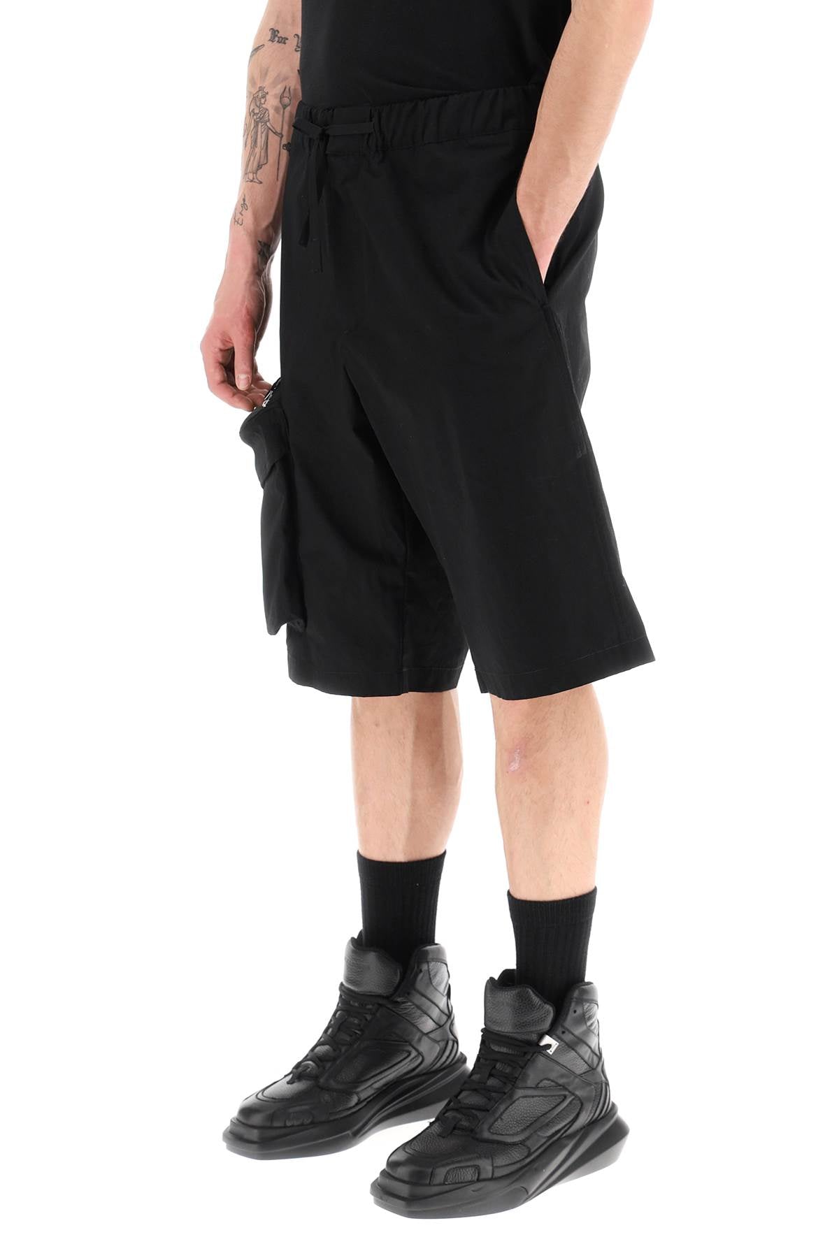 Oamc oversized shorts with maxi pockets