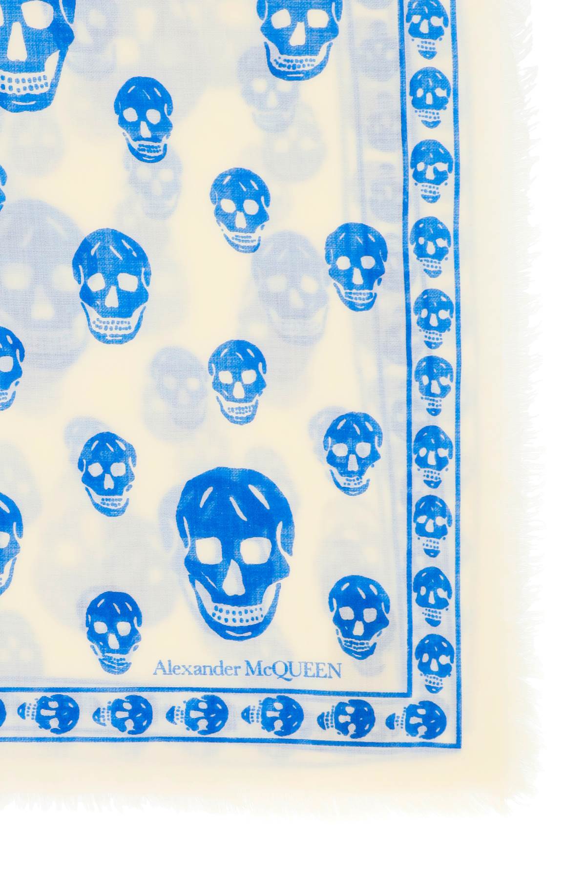 Alexander mcqueen skull scarf in light wool